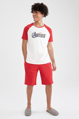 Regular Fit Licensed Avengers Short Sleeve T-Shirt And Shorts Pyjamas Set