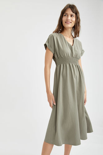 Short Sleeve Cinched Waist Midi Dress
