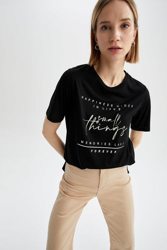 T-shirt décontracté à manches courtes avec imprimé slogan