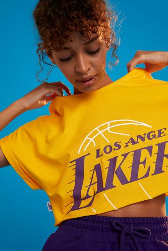 NBA Lakers Lisanslı Oversize Fit Crop Tişört