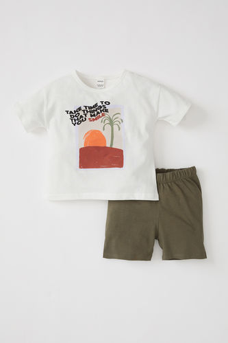 Printed T-Shirt And Shorts Set