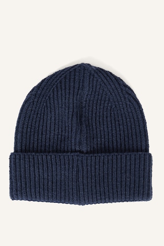 Man Woven Label Beanie