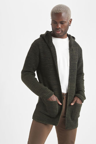 Cardigan long en tricot à capuche coupe standard