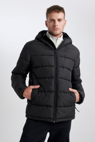 Black puffer jacket on sale waterproof