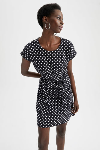 A Cut Short Sleeve Polka Dot Print Mini Dress
