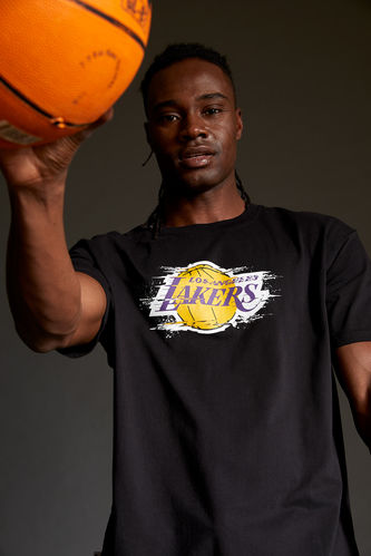 NBA Los Angeles Lakers Lisanslı Oversize Fit Kısa Kollu Tişört