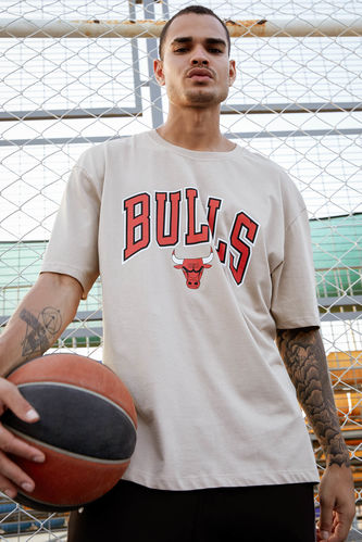 NBA Chicago Bulls Lisanslı Oversize Fit Bisiklet Yaka Kısa Kollu Tişört