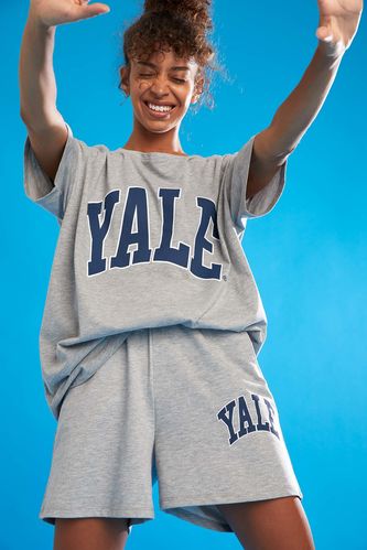 Coool Yale University Lisanslı Oversize Fit Kısa Kollu Tişört