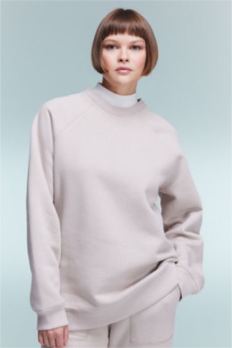 Oversize Fit Crew Neck Thick Basic Sweatshirt