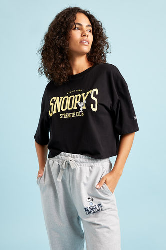 Snoopy Bisiklet Yaka Oversize Fit Crop Tişört