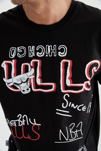Black MAN Defacto Fit NBA Chicago Bulls Licensed Oversize T-Shirt 2793627