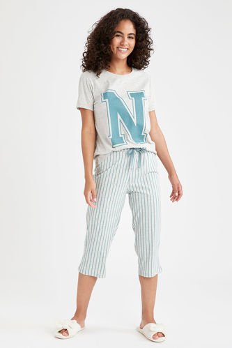 N Printed T-Shirt And Stripe Patterned Bottoms Pajamas Set