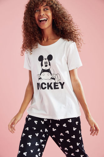 Licensed Mickey Mouse Short Sleeve T-Shirt And Trousers Pyjamas Set