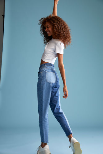 Buy Blue Jeans & Jeggings for Girls by AND Online | Ajio.com