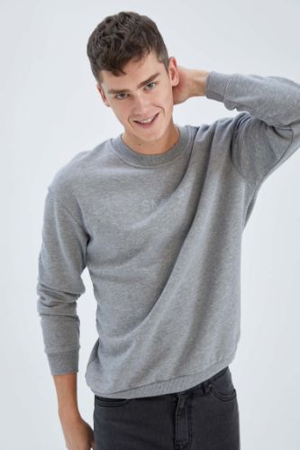 Grey MAN Boxy Fit Long Sleeve Sweatshirt 2558242 | DeFacto