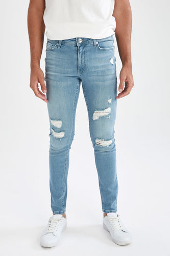 Pantalon en jean super skinny à taille normale et jambe skinny déchirée