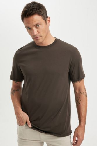 New Regular Fit Bisiklet Yaka Basic Düz %100 Pamuk Kısa Kollu Tişört
