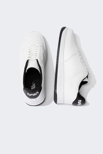 Buy HRX By Hrithik Roshan Men White Light Weight Athleisure Sneakers -  Casual Shoes for Men 10616676 | Myntra