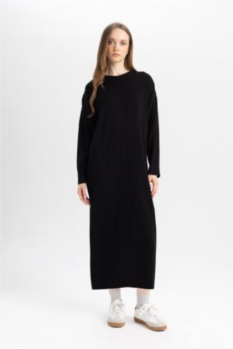 FEMME Noir Robe basique en Tricot à Manches Longues et à demi-col roulé Coupe régulière