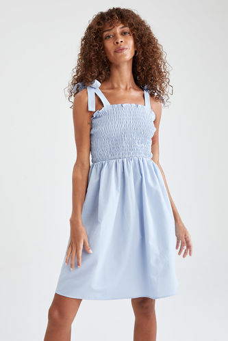 Askılı Bağlama Detaylı Mini Yazlık Poplin Elbise