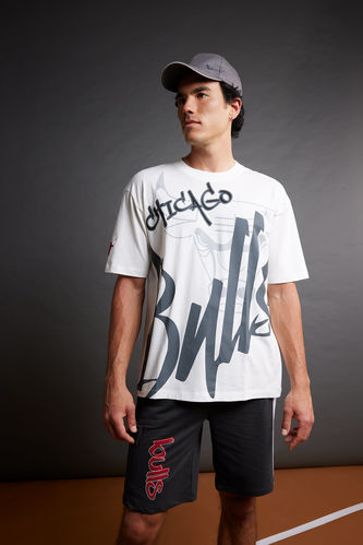 Defacto Fit NBA Chicago Bulls Licensed Oversize T-Shirt