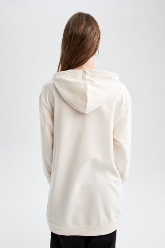 Thin on sale white sweatshirt