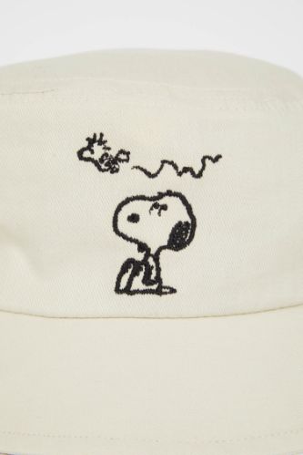 Levis snoopy outlet hat