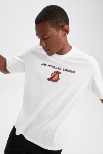 Black MAN DeFactoFit NBA Los Angeles Lakers Licensed Oversize Fit