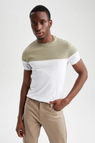 Khaki shorts grey on sale shirt