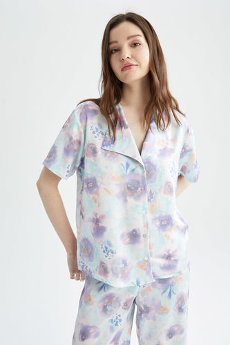 Fall In Love Relax Fit Floral Patterned Shirt Collar Satin Short Sleeve Pajama Top