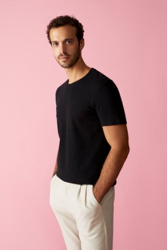 Modern Fit Bisiklet Yaka Pamuklu Penye Tişört