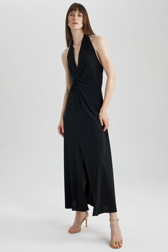 Black WOMAN V Neck Maxi Short Sleeve Dress 2808677 | DeFacto