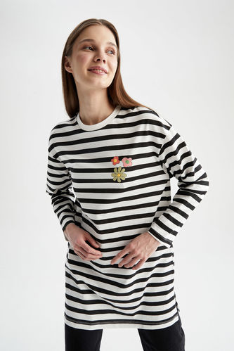 Regular Fit Crew Neck Printed Striped Long Sleeve T-Shirt Tunic