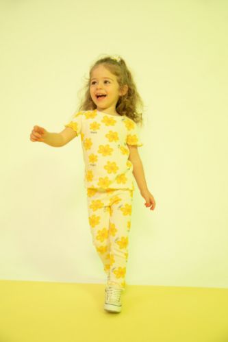 Yellow leggings deals baby girl