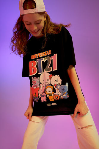 Oversize Fit BT21 Lizenziertes T-Shirt aus Baumwolle