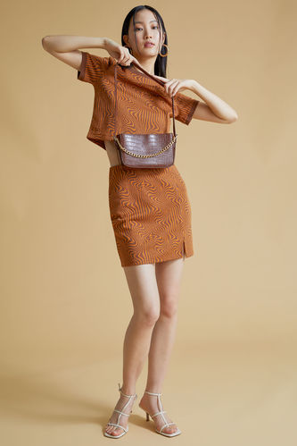 A Cut Normal Waist Mini Knitted Skirt