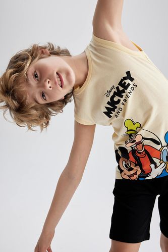 Boy Regular Fit Mickey & Minnie Licensed Undershirt
