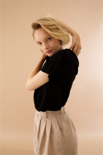 FEMME Noir Chemise à manches courtes en tissu froissé à col chemise coupe classique