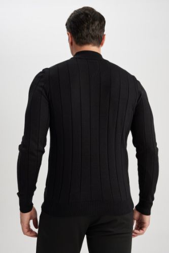 Half turtleneck sweater mens hotsell