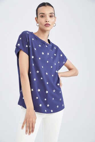 Traditional Foil Star Printed Short Sleeve T-Shirt