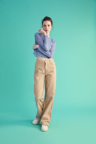 Wide Leg With Pockets Gabardine Trousers