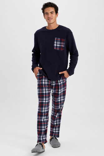 Regular Fit Long Sleeve Fleece Pajamas Set