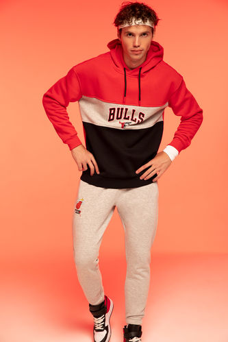 DeFactoFit NBA Chicago Bulls Comfort Fit Kapüşonlu Sweatshirt