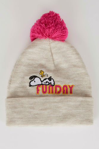 قبعة تريكو بناتي من Snoopy