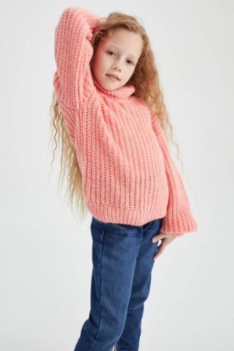 Little girl deals turtleneck sweater