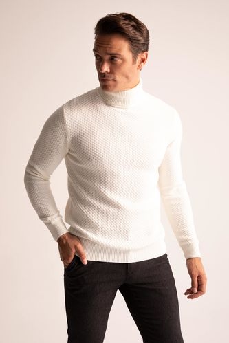 Пуловер стандартного кроя с высоким воротником для мужчин