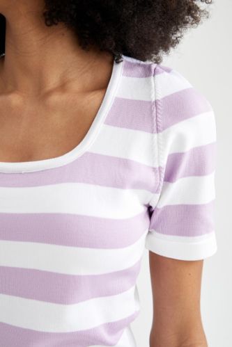 Short sleeve striped crop top