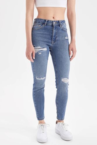 Slinny Fit Distressed Jeans