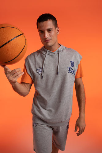 DeFactoFit NBA Brooklyn Nets Oversize Fit Kapüşonlu Kolsuz %100 Pamuk Tişört