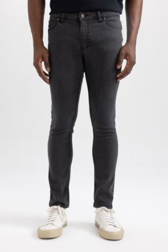Pedro Slim Fit Slim Fit Normal Waist Narrow Leg Jeans